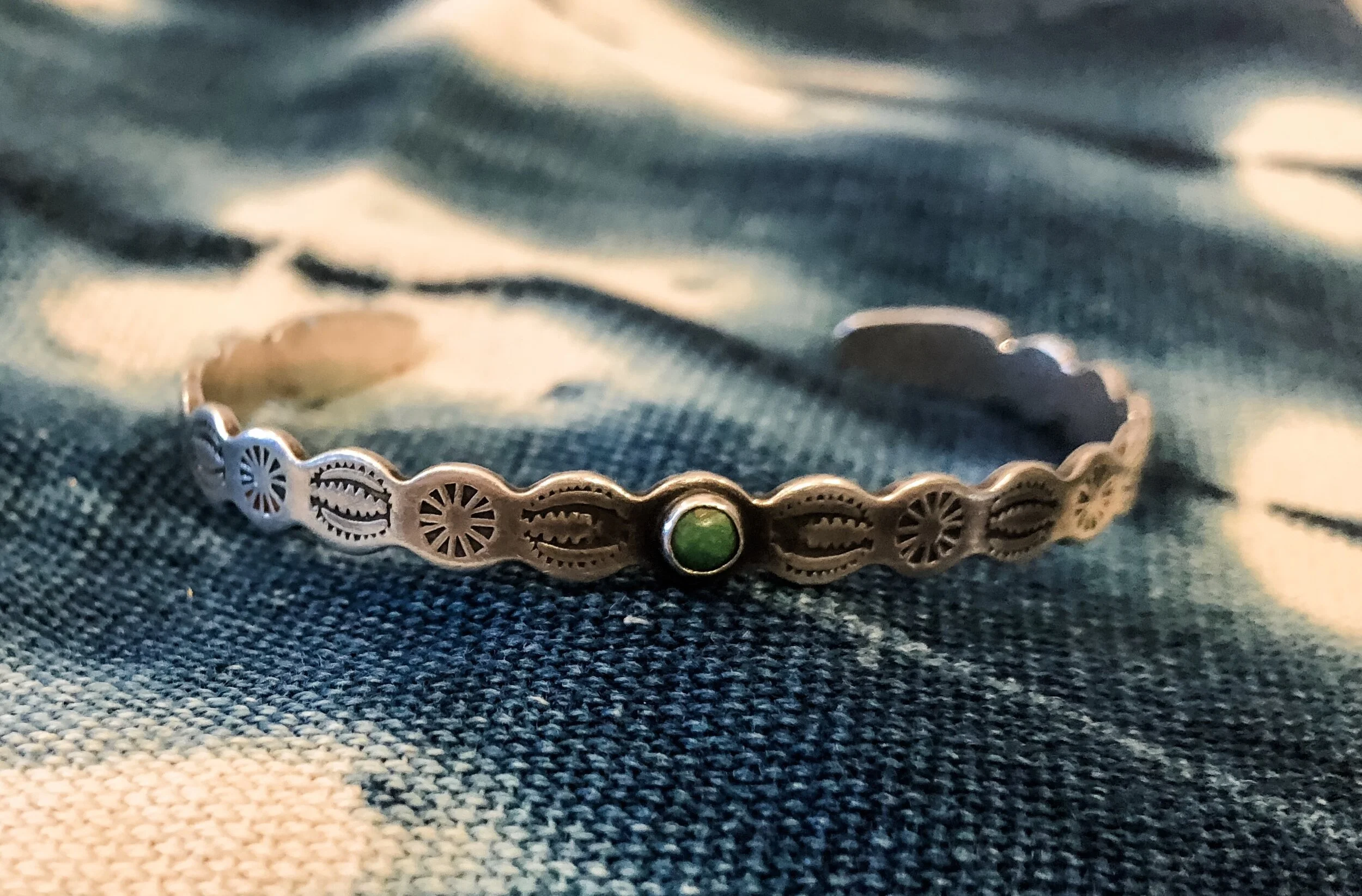 FEA3B548-6186-40FC-A183-099469CC765B