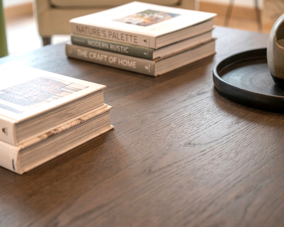 walnut_coffeetable_grain.png