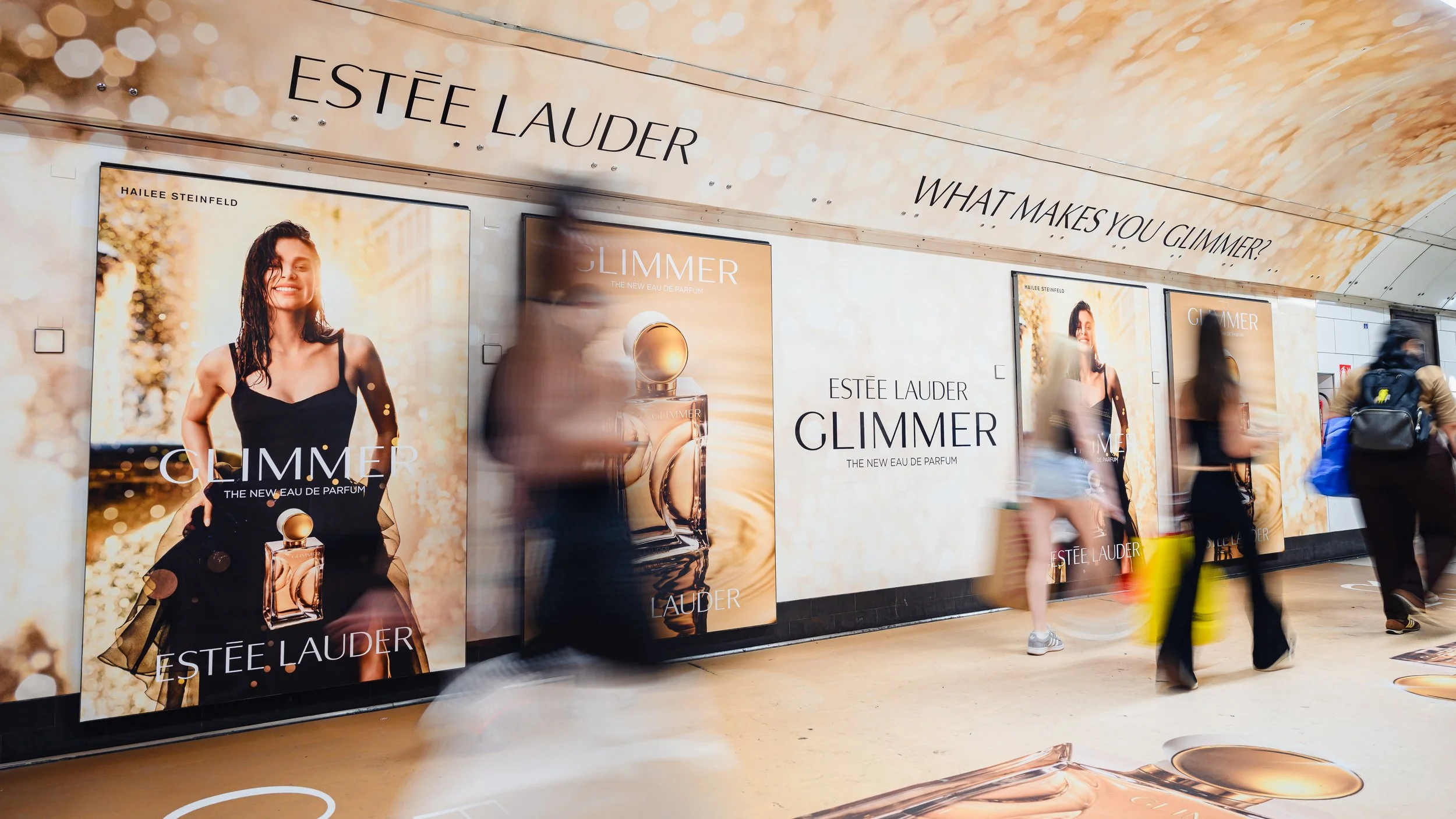 100826 AS Rail London CS Estee Lauder Glimmer 05 (1).jpg