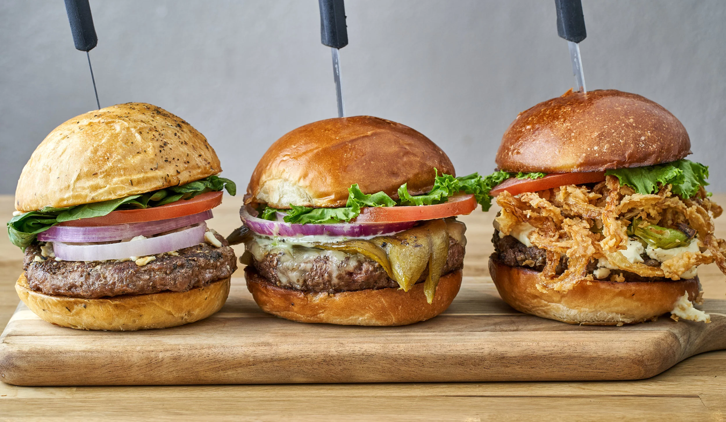 FOUR PEAKS_ Group Burger Shot4289.jpg