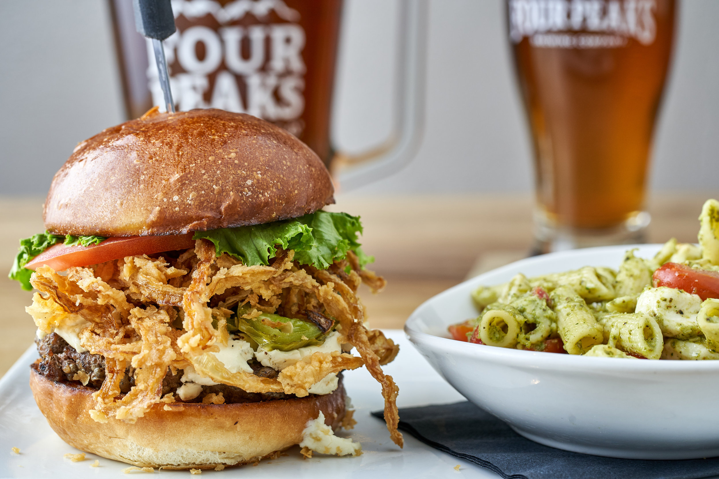 FOUR PEAKS_Popper Burger4240.jpg