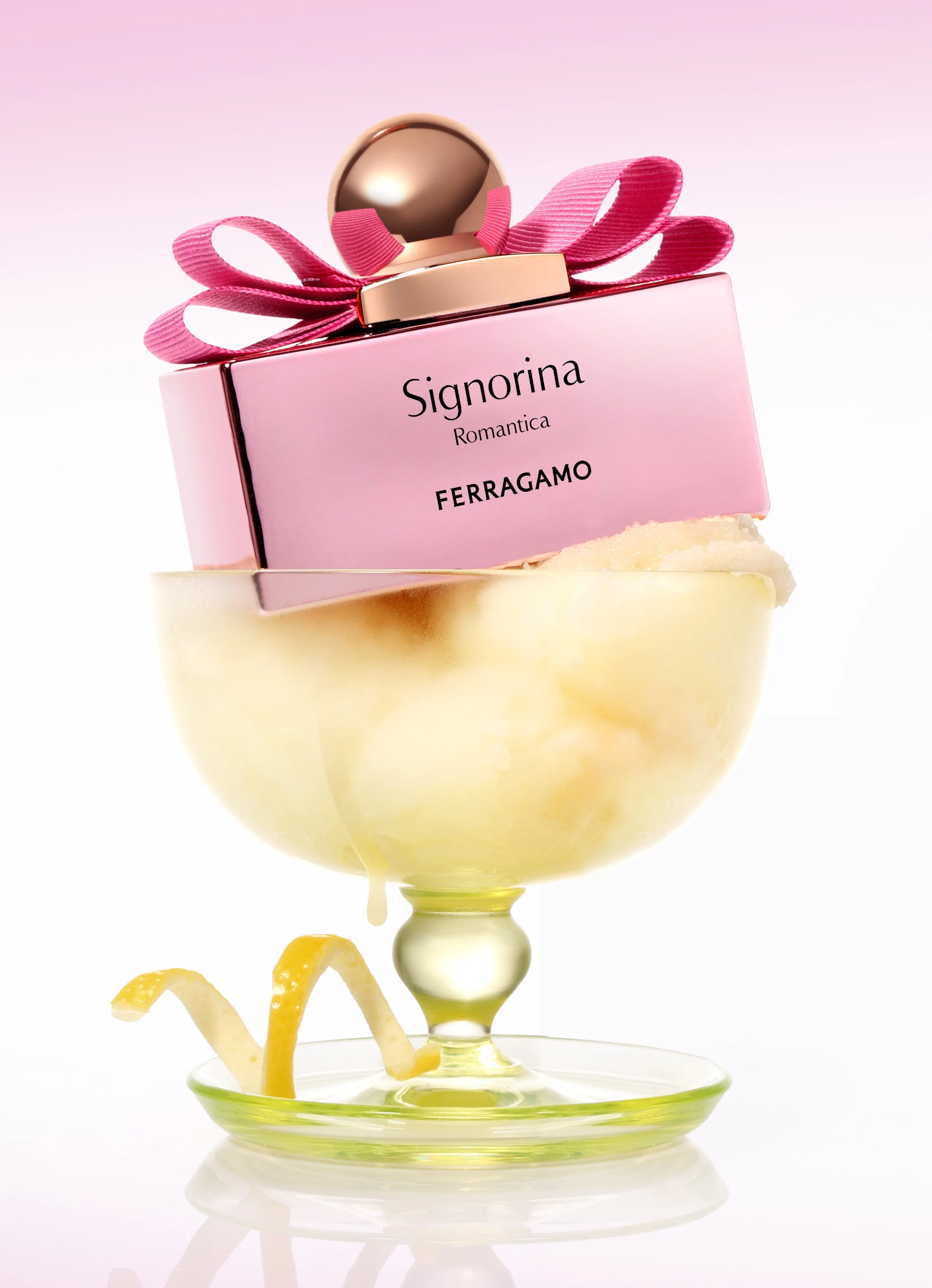 SIGNORINA ROMANTICA 4 .jpg