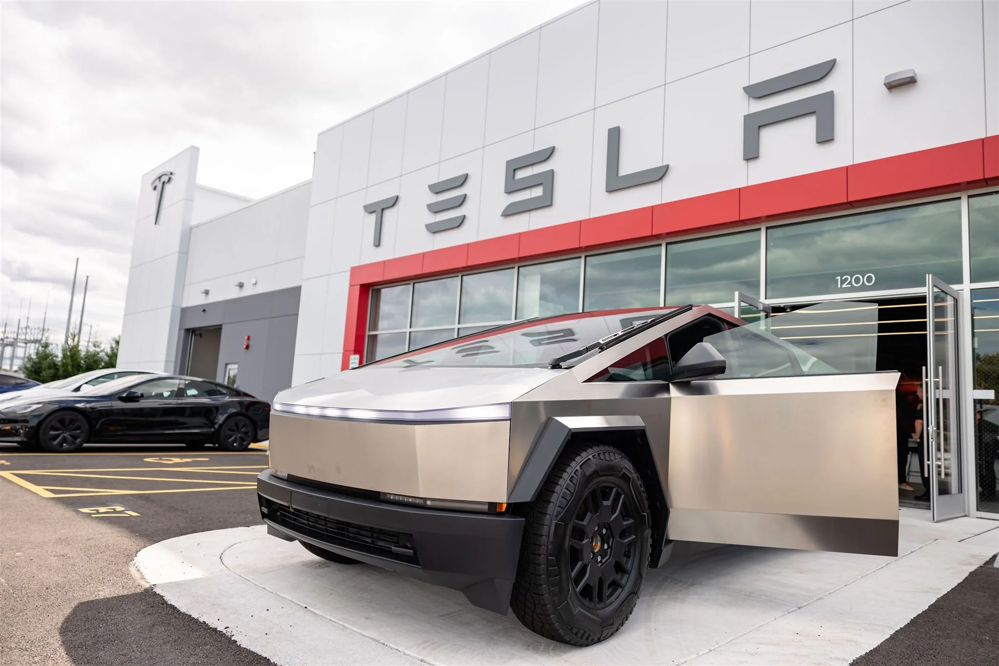 033_Focus_Tesla_CCPV_80124_websize.jpg