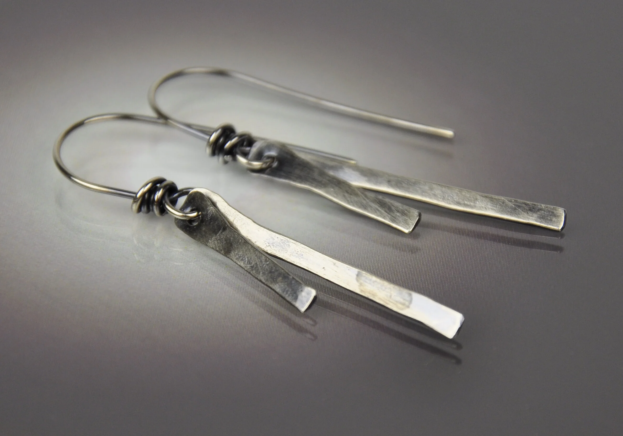 Double Stick Swing Earrings 