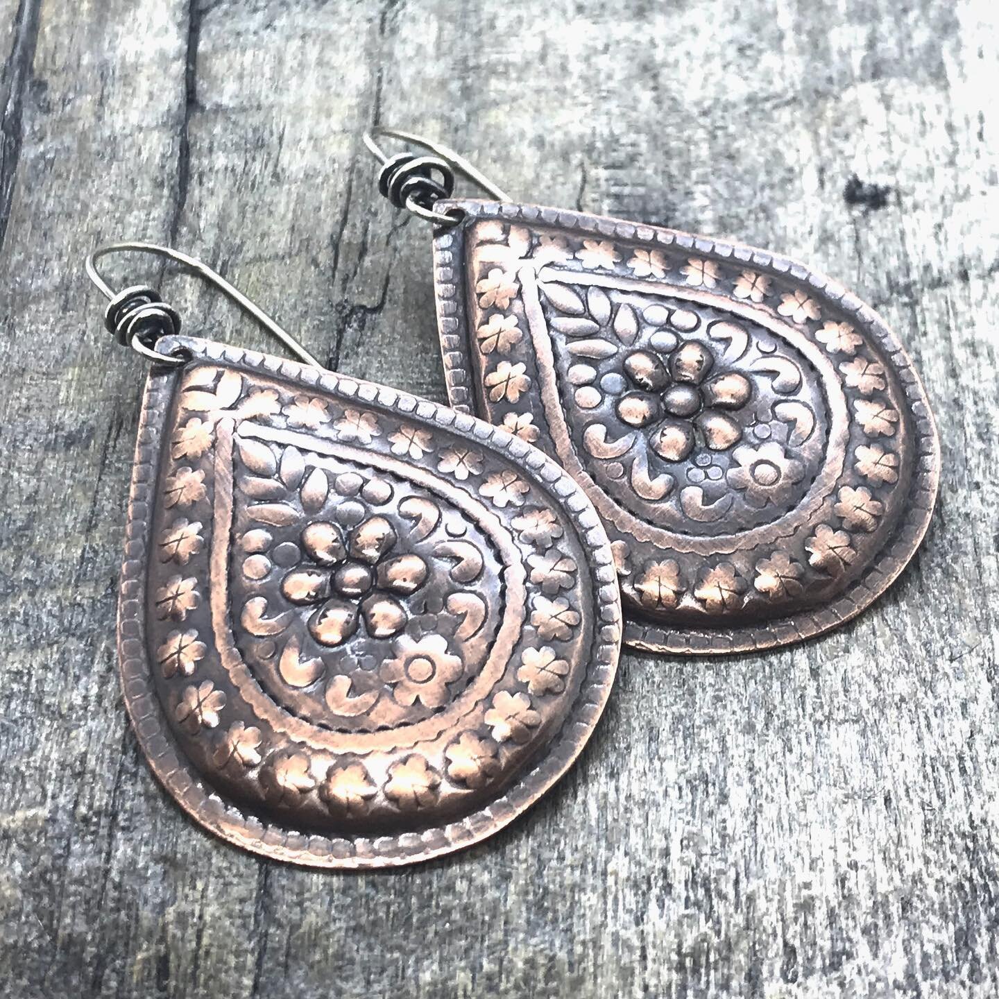 CB&amp;CO
.
Boho copper and sterling silver earrings. Handmade by me. 
$40
.

https://www.etsy.com/listing/871364303/copper-raised-texture-earrings-handmade?ref=listing_published_alert
.
#boho #bohostyle #forsale #MNmade #lovemyjob #uniquegifts #whol