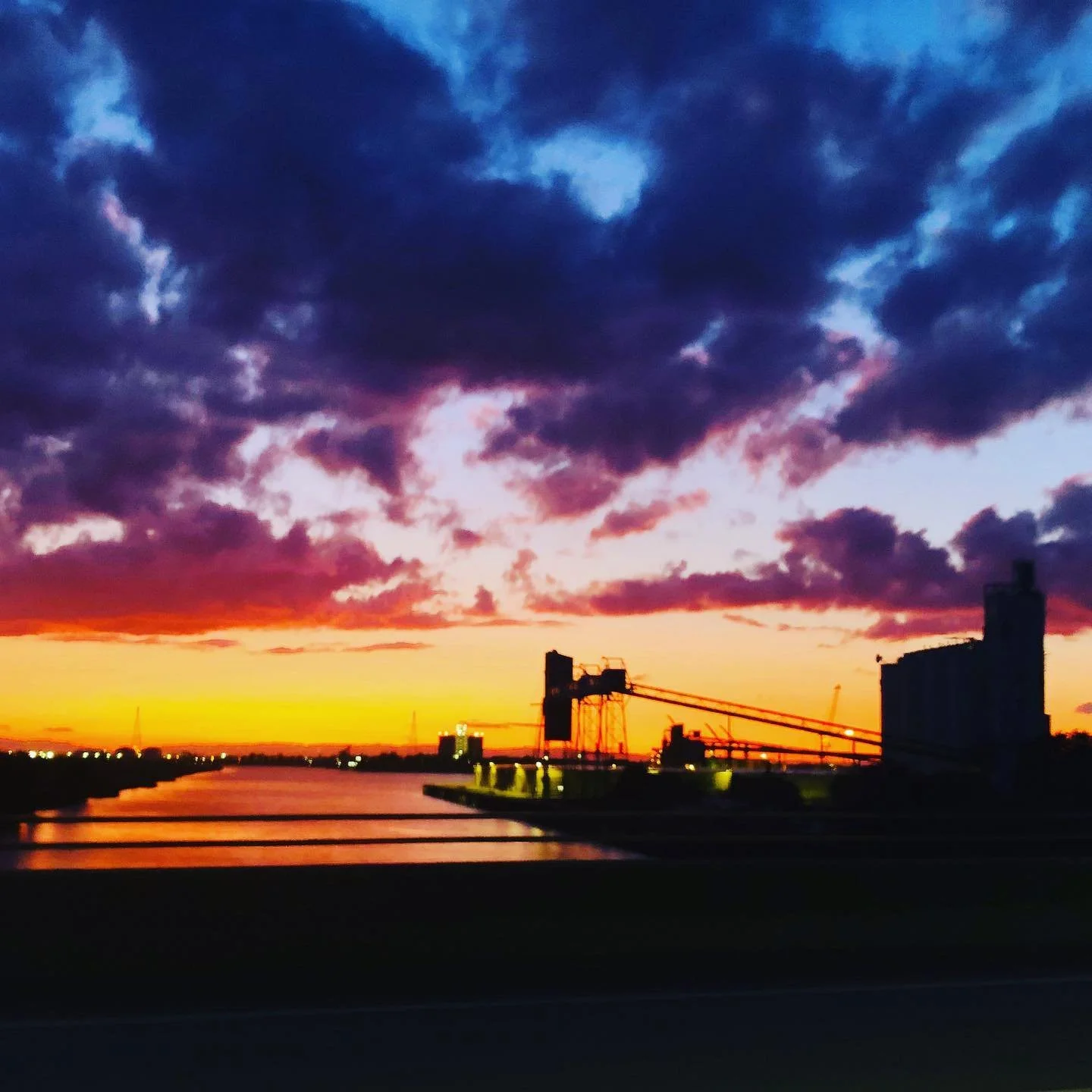 Southport sunsets on the deep water channel are the best! #westsac #westsacbestsac