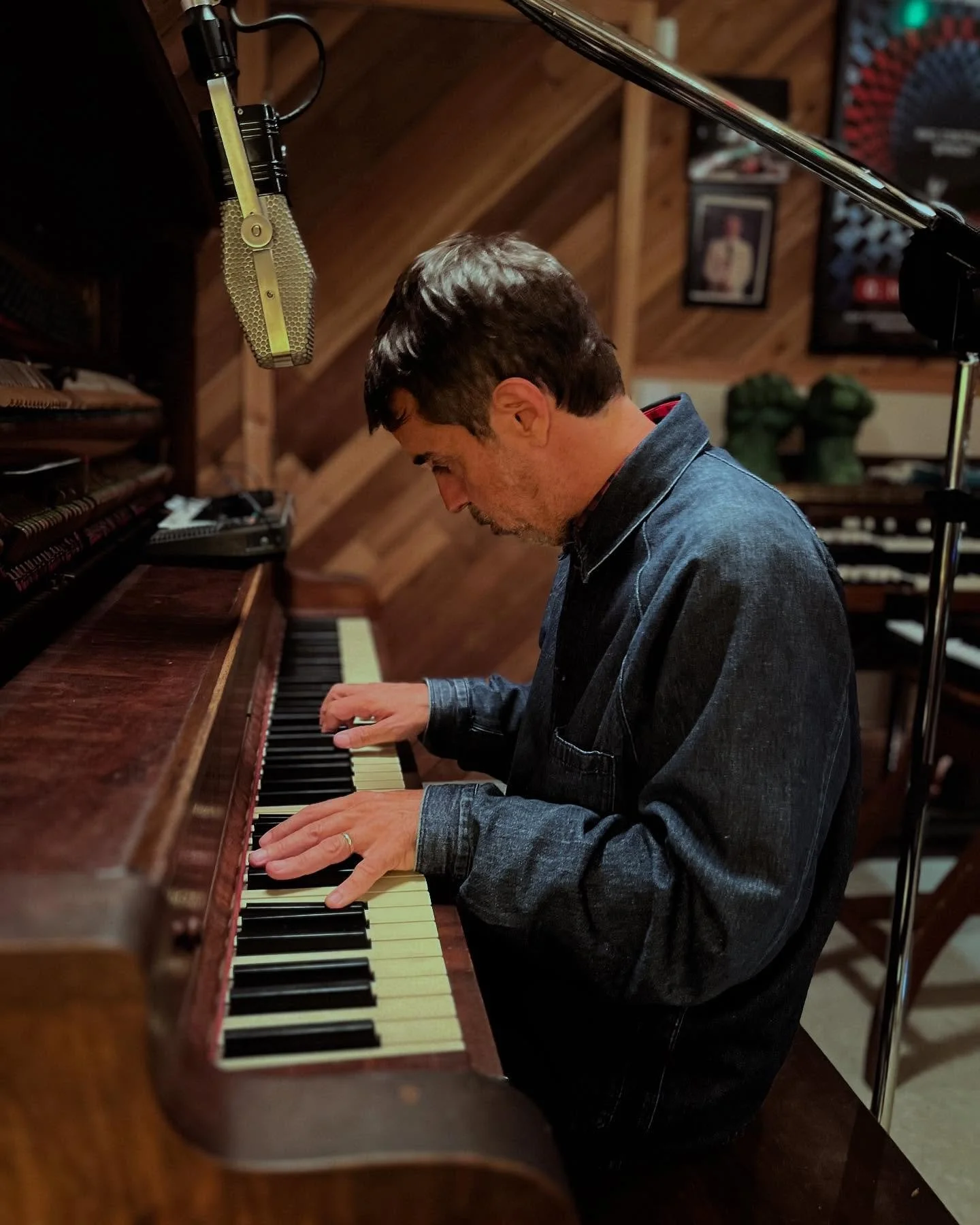 @thecoralsea a great week here working with Rey on his new record.