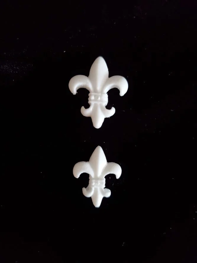 Fleur-de-lis Henry