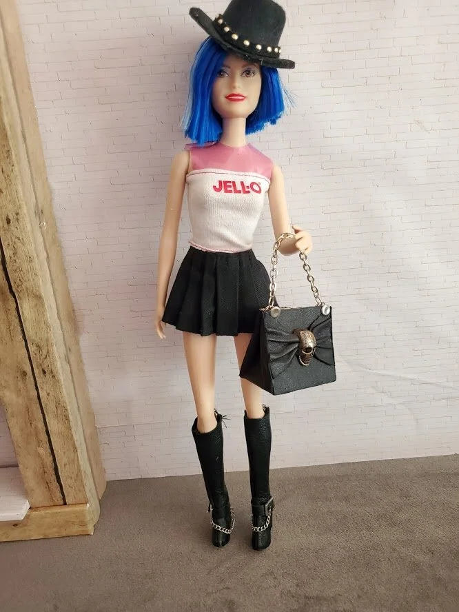 Roxanna 11.jpg