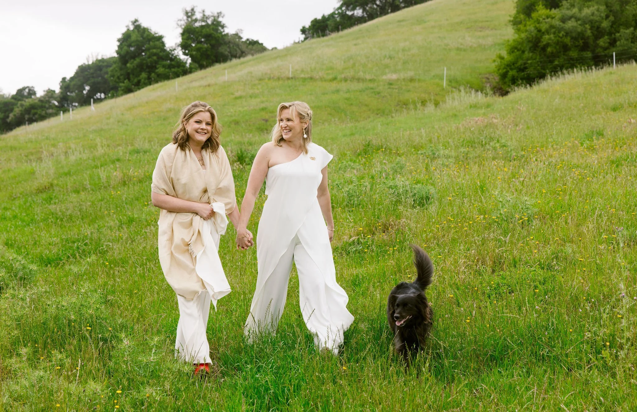 GinnyEmily_WeddingPreviews017.JPG