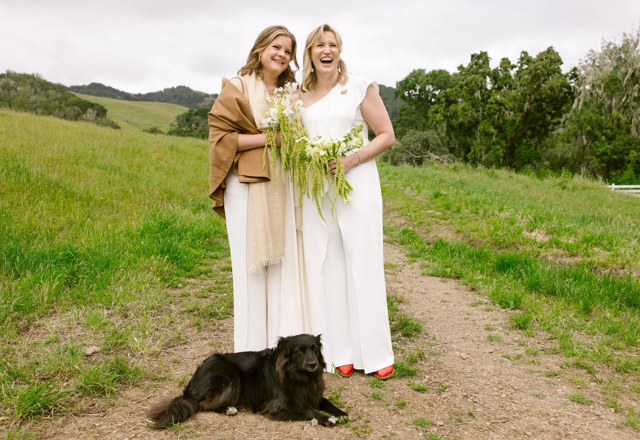 GinnyEmily_WeddingPreviews028.JPG