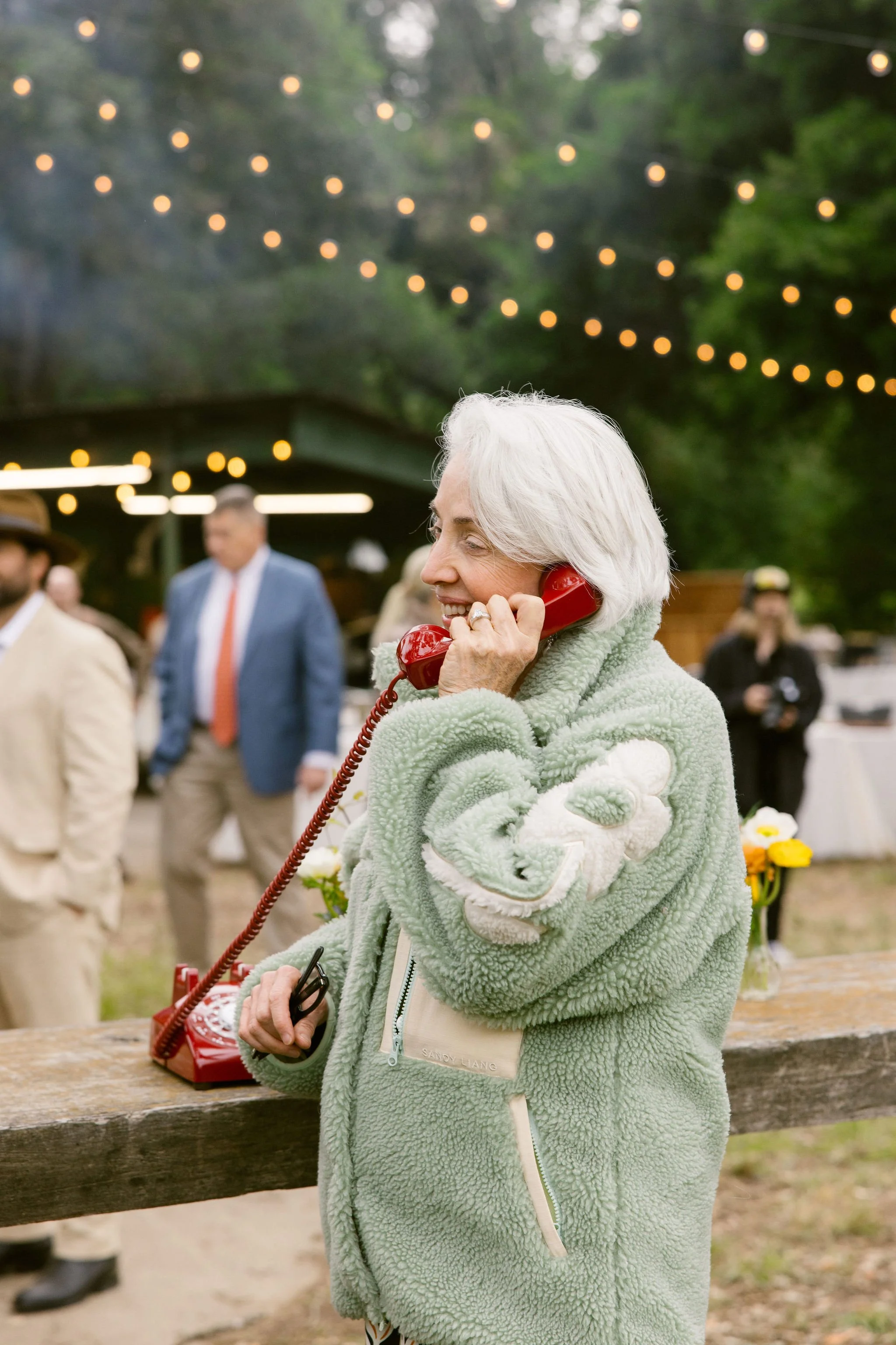 GinnyEmily_WeddingPreviews067.JPG
