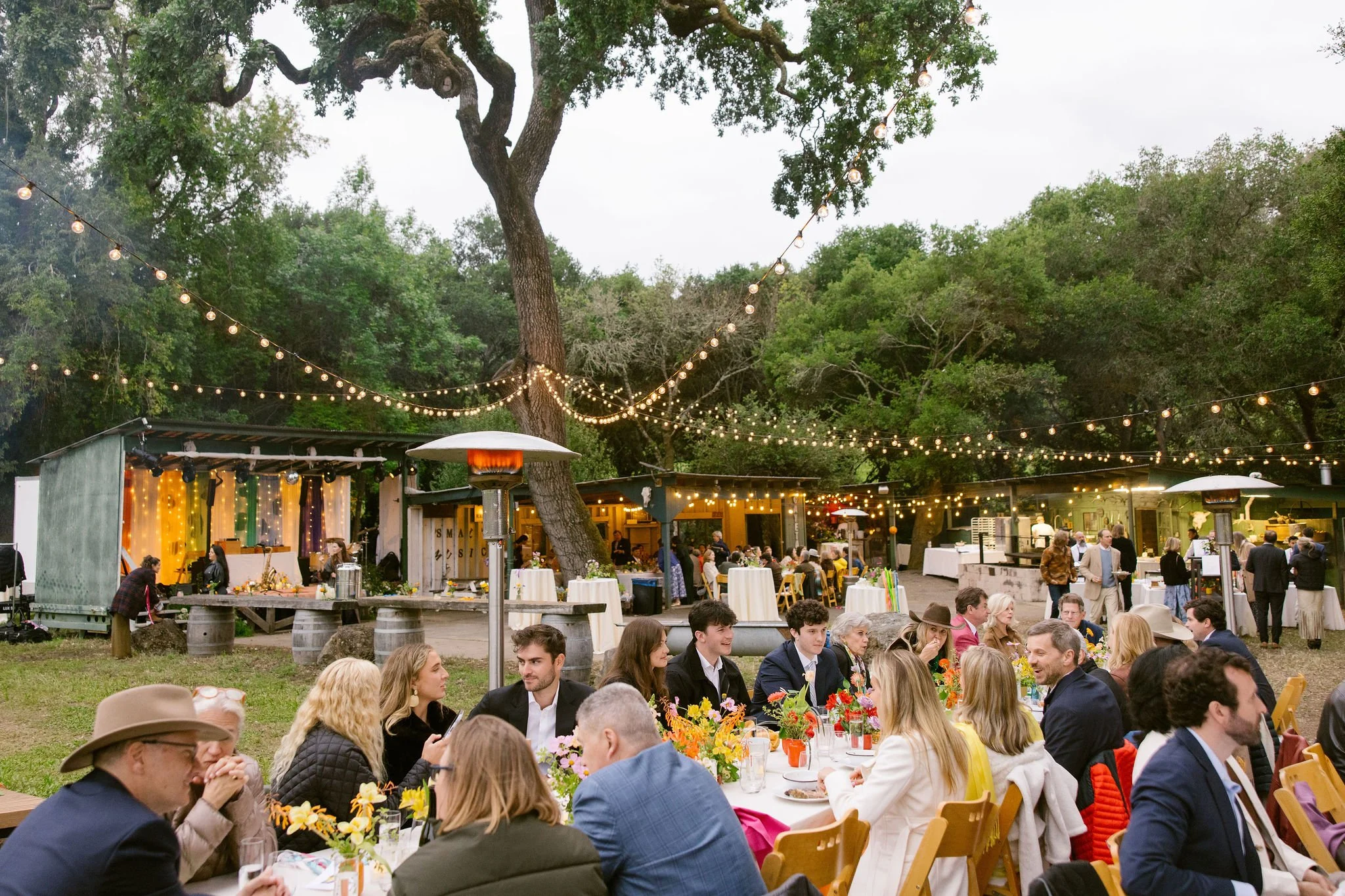 GinnyEmily_WeddingPreviews127.JPG
