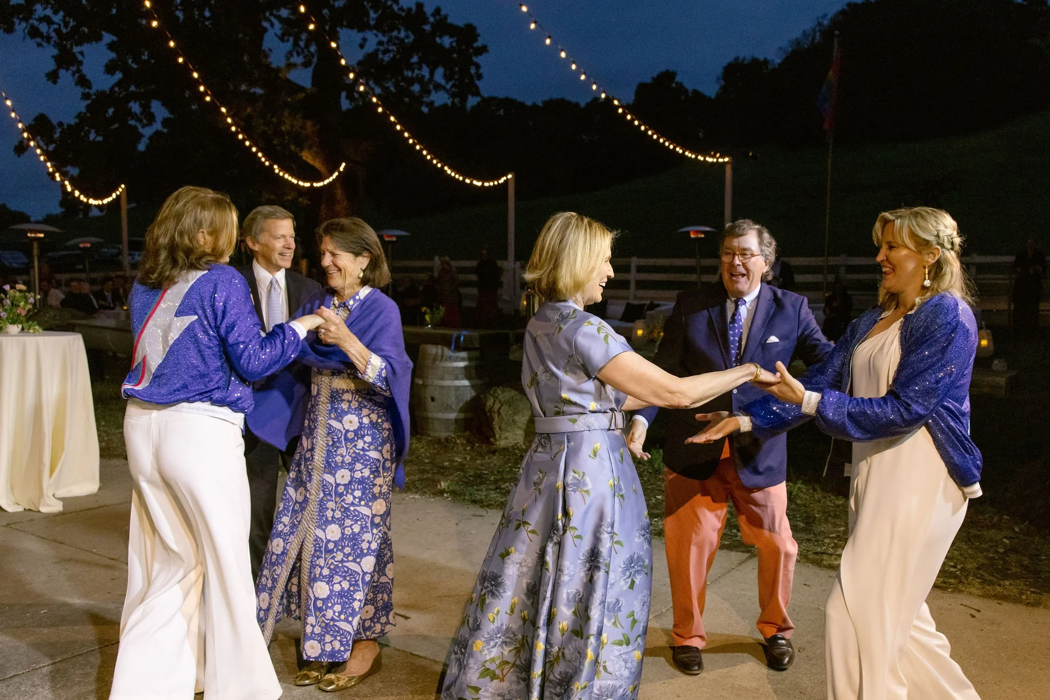 GinnyEmily_WeddingPreviews133.JPG