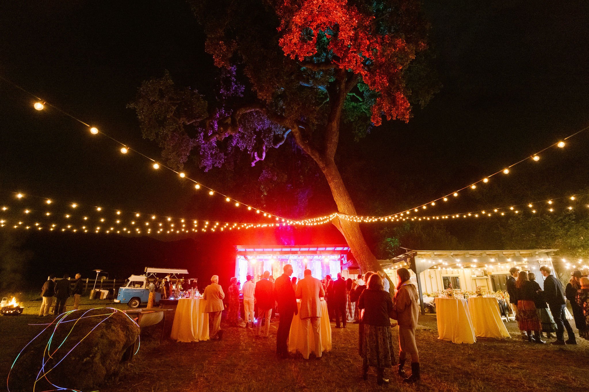 GinnyEmily_WeddingPreviews166.JPG