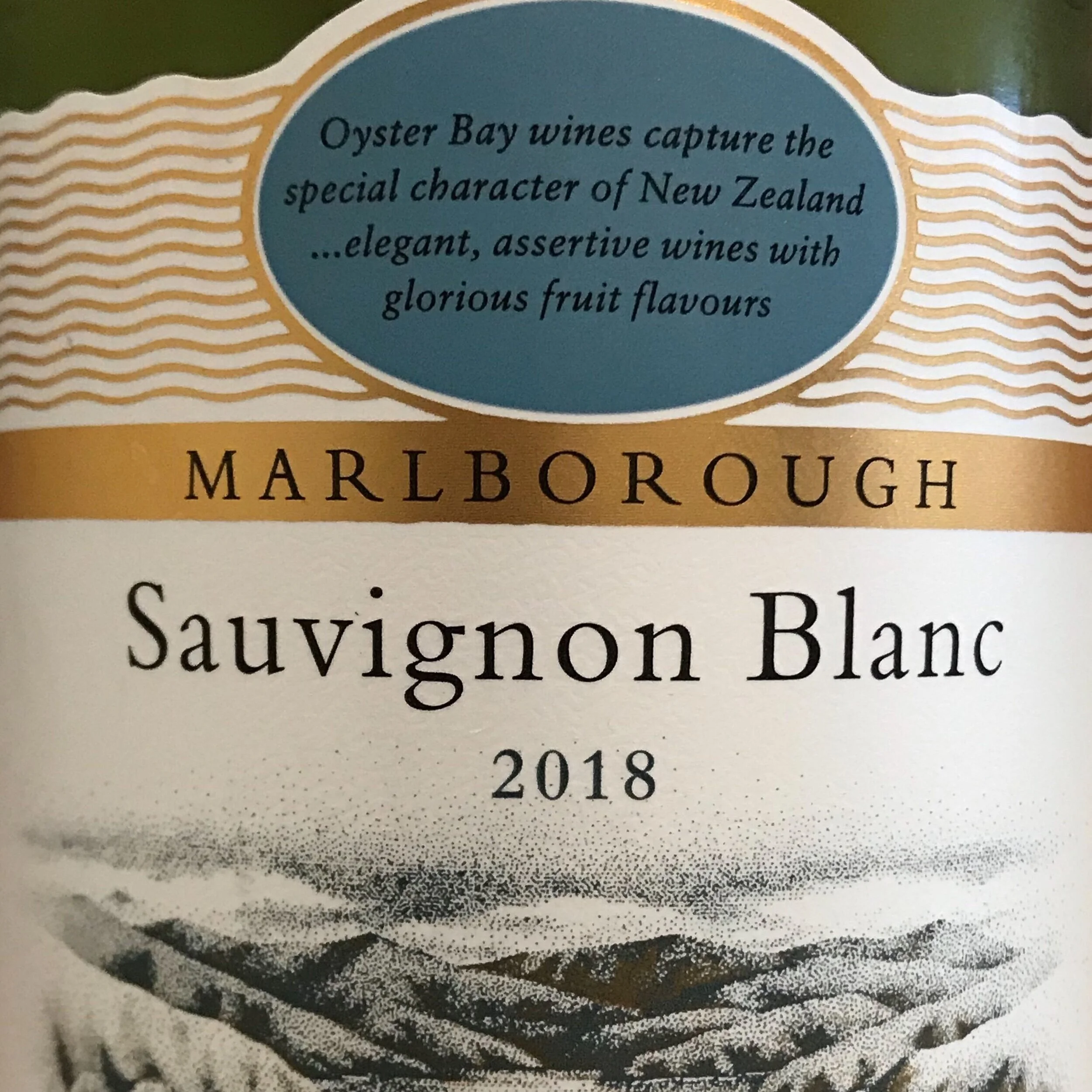 The Oyster Bay Sauvignon Blanc 2018 — distraught pigeon
