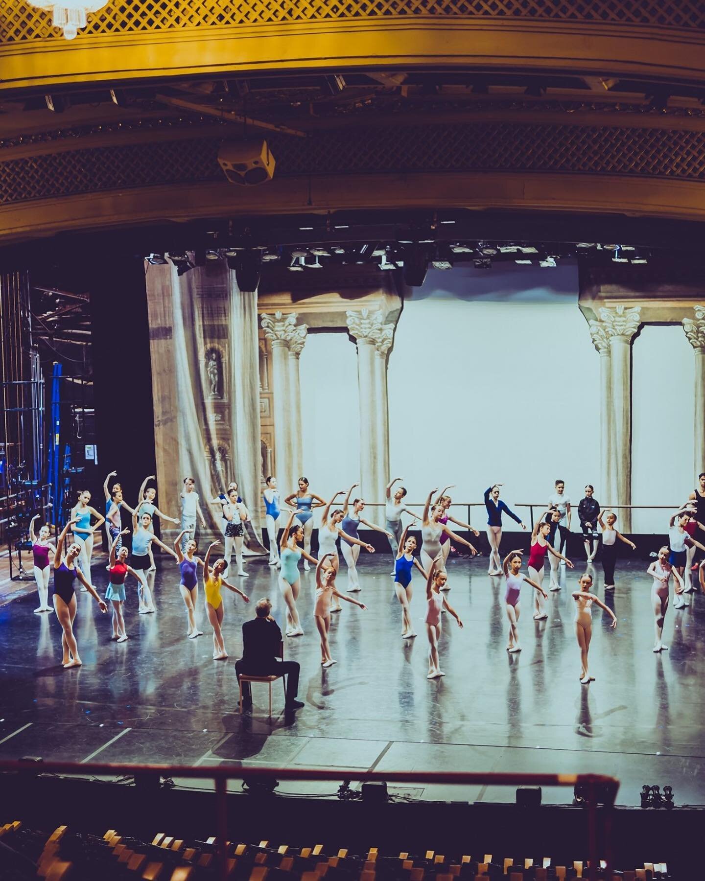 A flashback of a beautiful moment in which Ken Ludden, our Artistic Director and Co-founder teaches class before the world premiere of N&eacute; Roi, a ballet he choreographed and dedicated to Margot Fonteyn in honor of her 100th birthday. 

#n&eacut