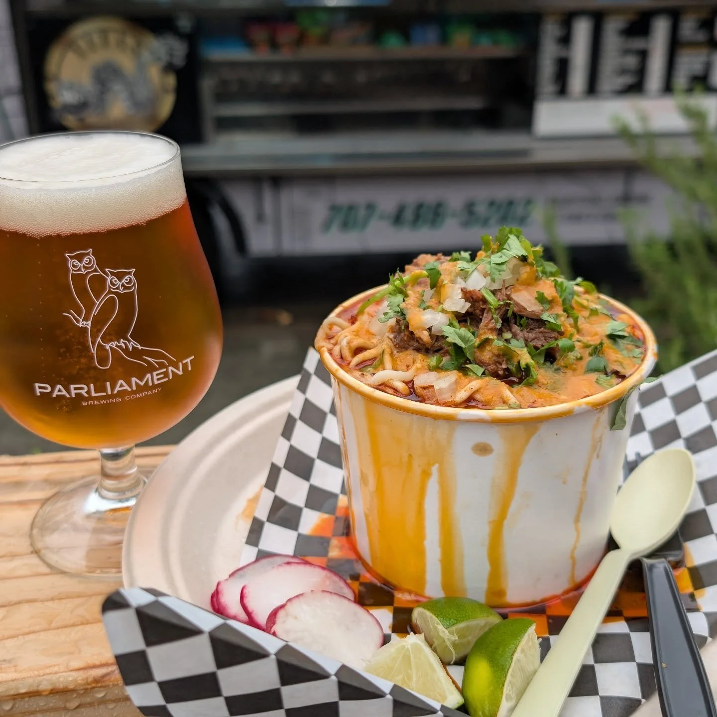 10% off all 4-packs today and ramen birria from @titas_cuisine_

swing thru for a fresh beer or grab a 4-pack and tasty food trom tita's. make sure to wish jay a happy early birthday!

food til 7:30pm
beer til 9pm

see ya soon!