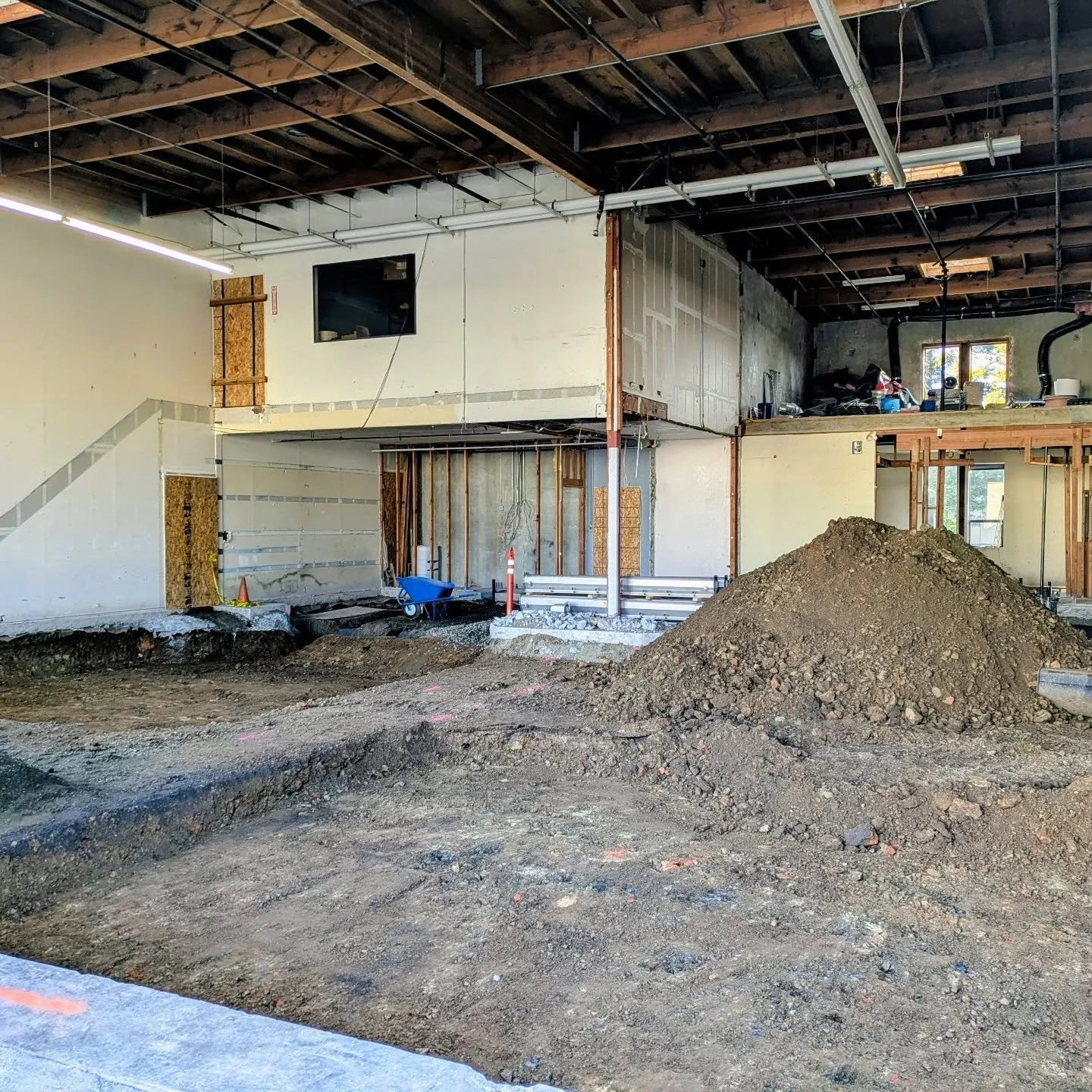 🎵 come with me and you'll be
in a room with more fermentation 

take a glass and you'll sip
enjoy the fermentation 🎵

when we dreamed of this brewery, we imagined a place where our neighbors could gather and relax and enjoy something wonderful. ove