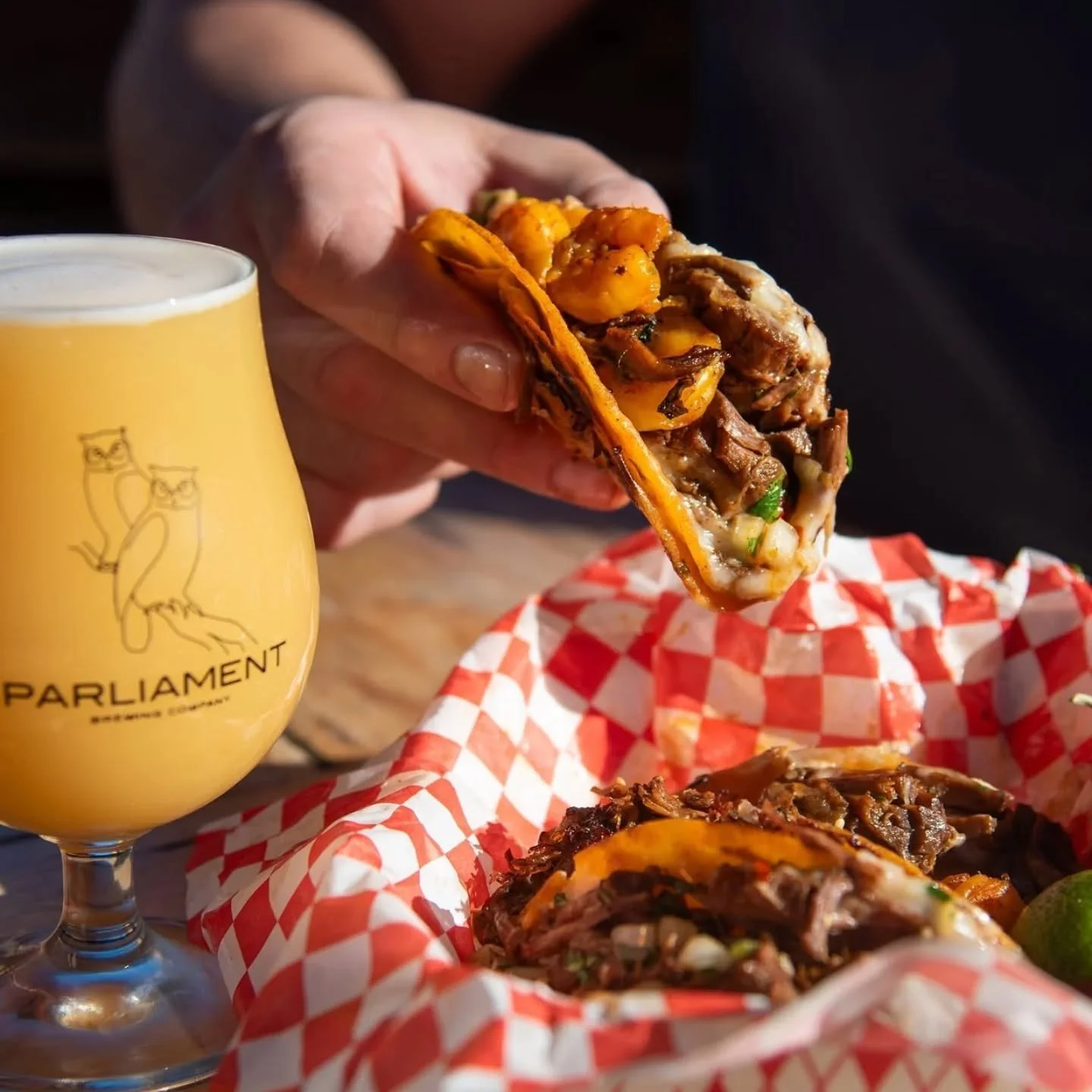 thursday. tacos. beer. 🌮 🍺 

stop by the taproom for a couple pours and enjoy some @galvanseatery mexican food. doors open at 3, food service starts at 3:30 and tip off for warriors vs mavericks is 4:30.

dont forget to sign up for our blood drive 