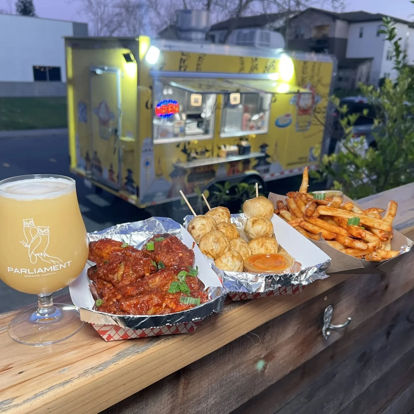 rain or shine we have beer and @momoman.us

have you tried this nepalese-indian food truck yet? swing by for a beer and give their unique flavors a try. wings, dumplings, chow mein and more.

we're tuning into the giants series opener against the bal