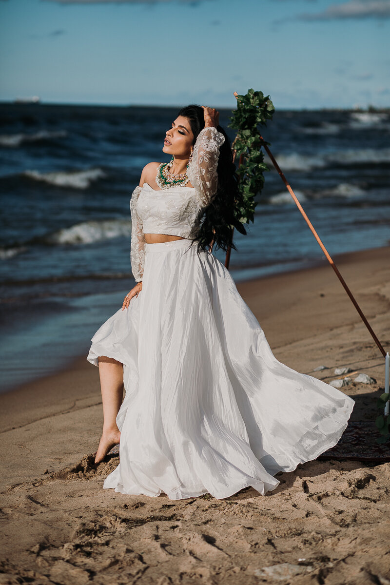  Gorgeous bohemian bride on the shores of Lake Michigan for this bridal styled shoot at the Ogden Dunes. Midwest wedding photographer Kindred + Co Indian-fusion styled bridal session Northern Indiana wedding photographer Ogden Dunes Chesterton bridal