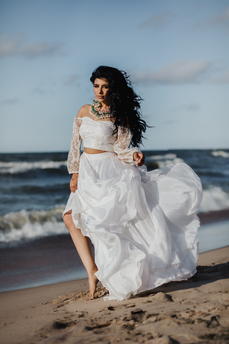  Bohemian bride styled in Indian-fusion for this bridal session in Northern Indiana on the shores of Lake Michigan. Midwest wedding photographer Kindred + Co Indian-fusion styled bridal session Northern Indiana wedding photographer Ogden Dunes Cheste