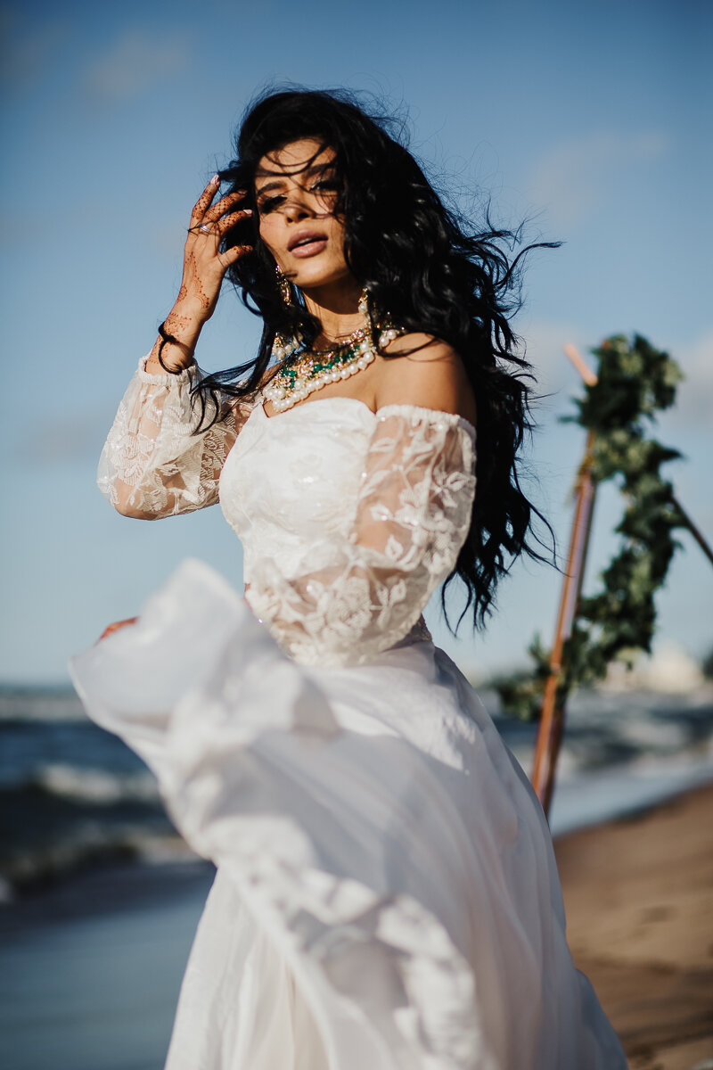  Stunning bride styled in Indian-fusion for this bridal session in Northern Indiana on the shores of Lake Michigan. Midwest wedding photographer Kindred + Co Indian-fusion styled bridal session Northern Indiana wedding photographer Ogden Dunes Cheste