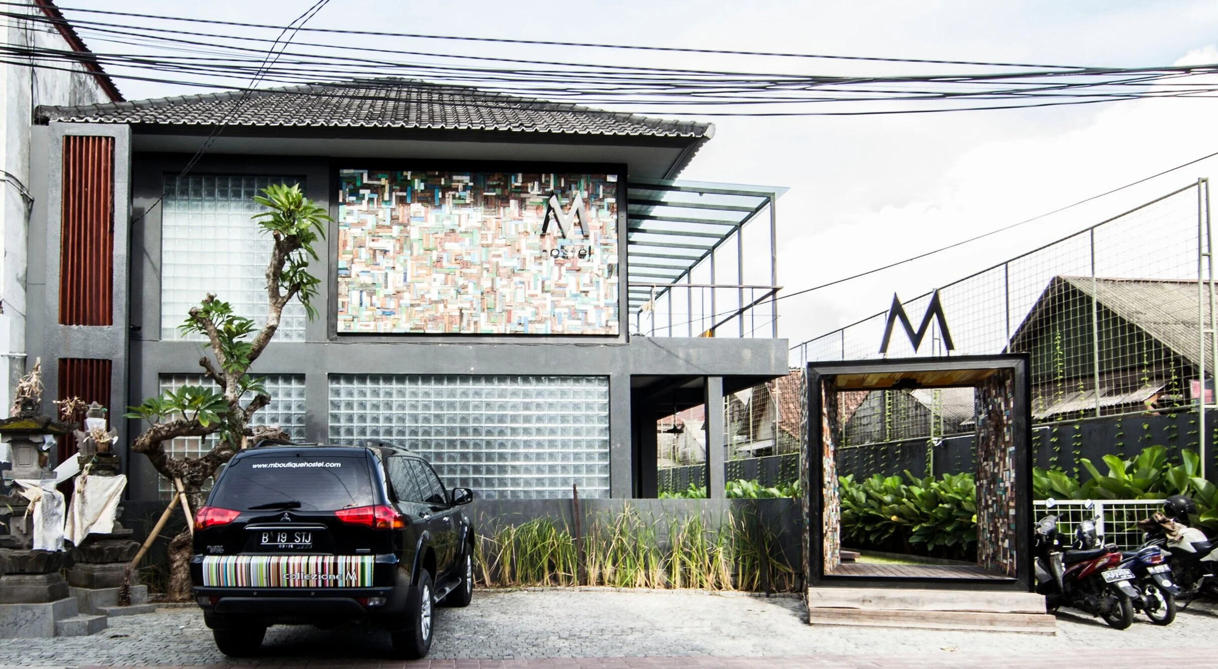 Slide1+-+M+Hostel+Facade.jpg