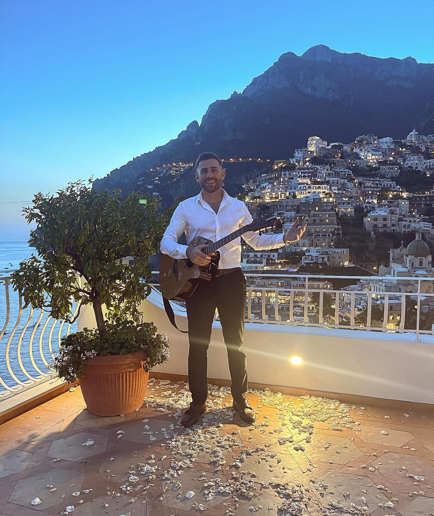 One of the most beautiful places I&rsquo;ve ever performed 😍

📍Positano, Amalfi Coast 🇮🇹

Huge thank you to Mariah &amp; Will for the opportunity 🤍

#destinationwedding #weddinginspo #amalficoast #positano
