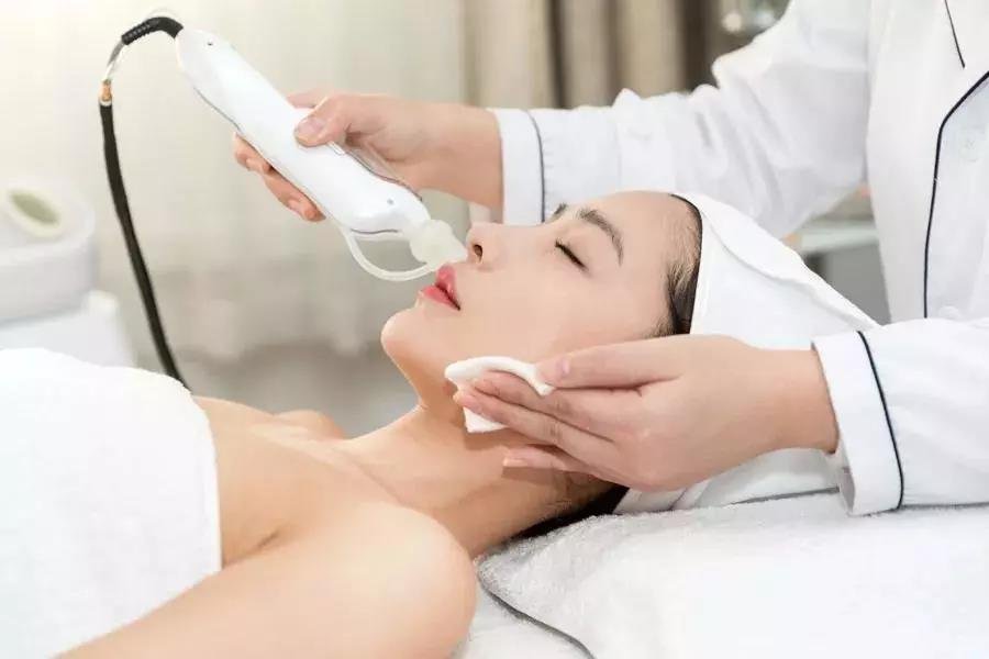 SKIN BOOSTER (MESOTHERAPY)
