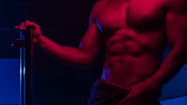 NEW YEARS DAY KICK ON