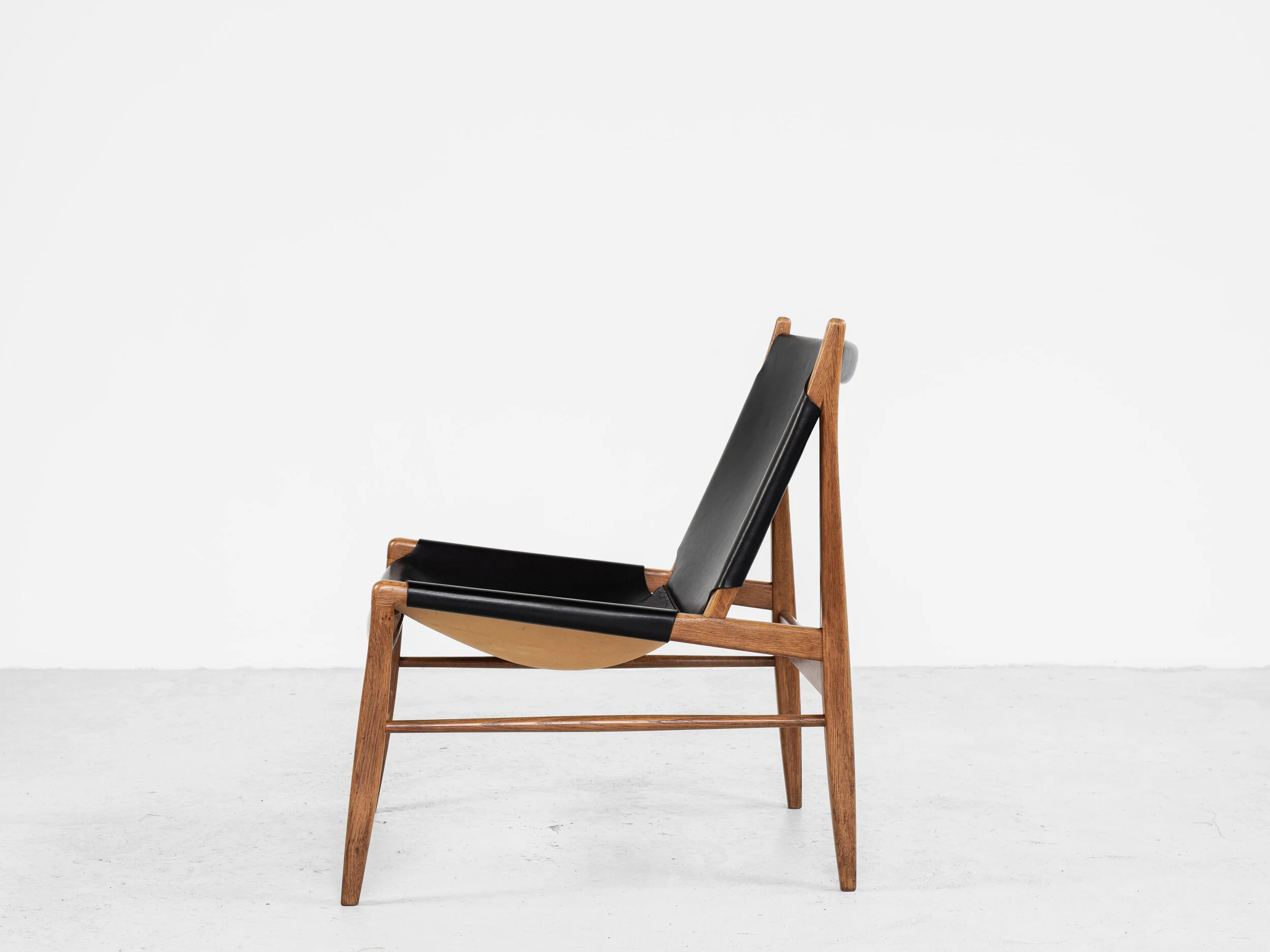 Midcentury lounge chair in oak and leather by Franz Xaver Lutz for WK Möbel 1950s — Møbelfabrik