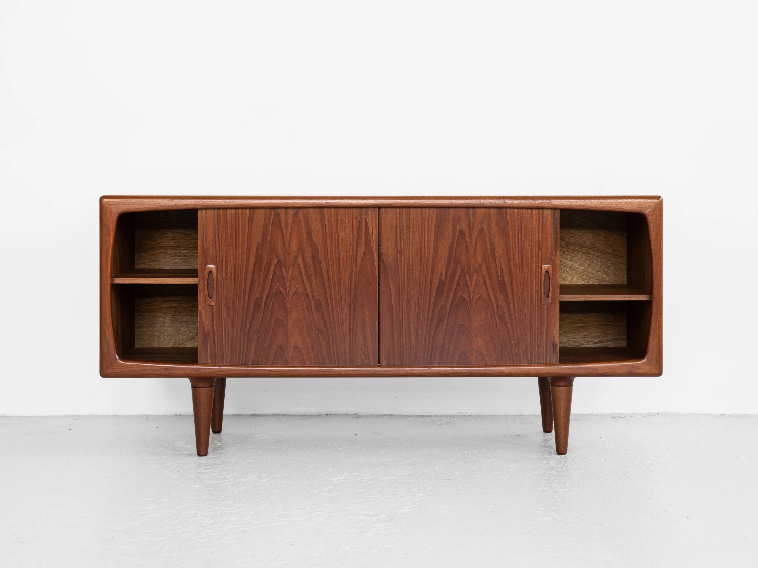 Midcentury Danish sideboard in teak by HP Hansen 1960s - 170cm 