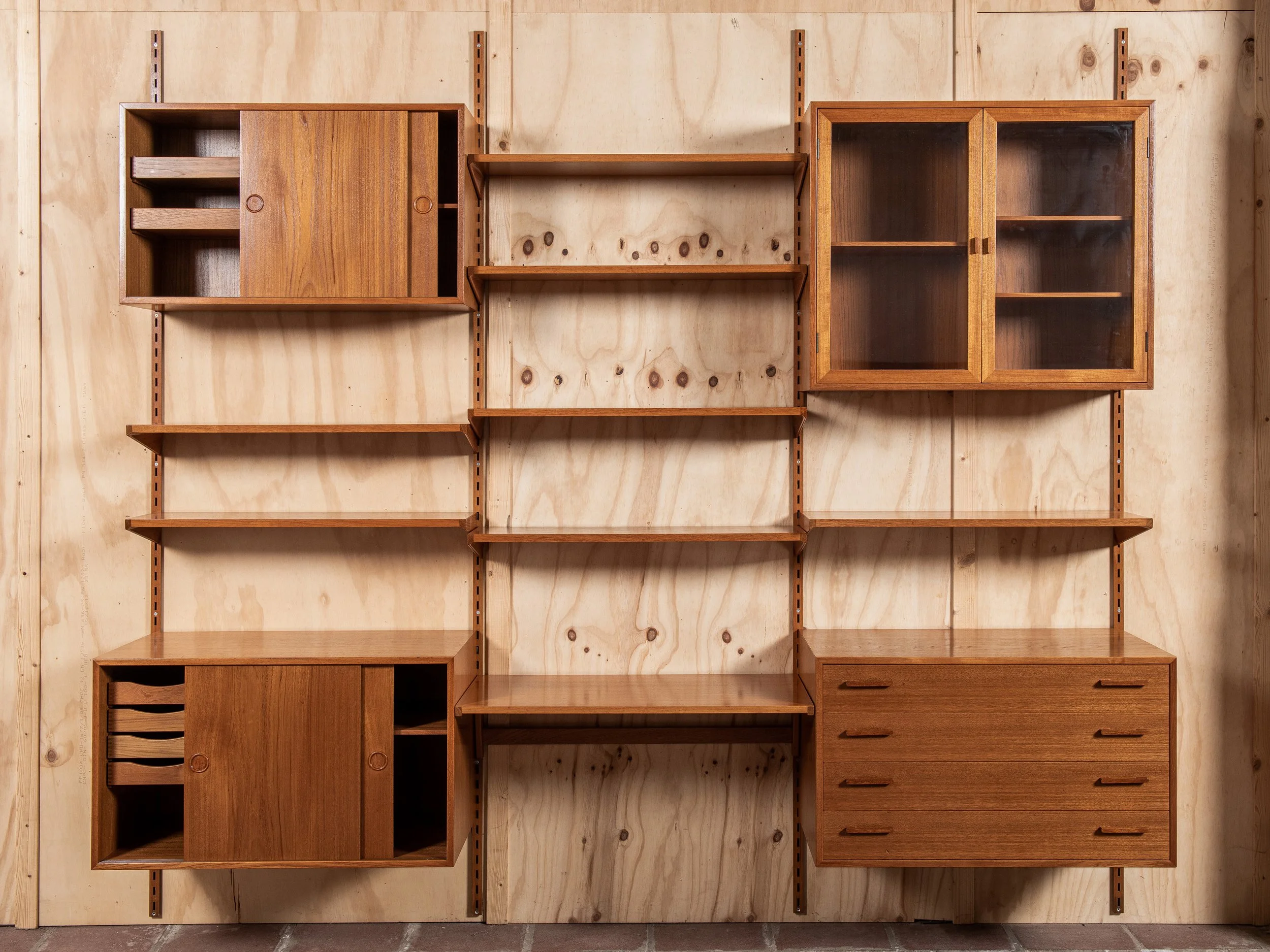 Midcentury Danish wall system in teak by Kai Kristiansen for FM 