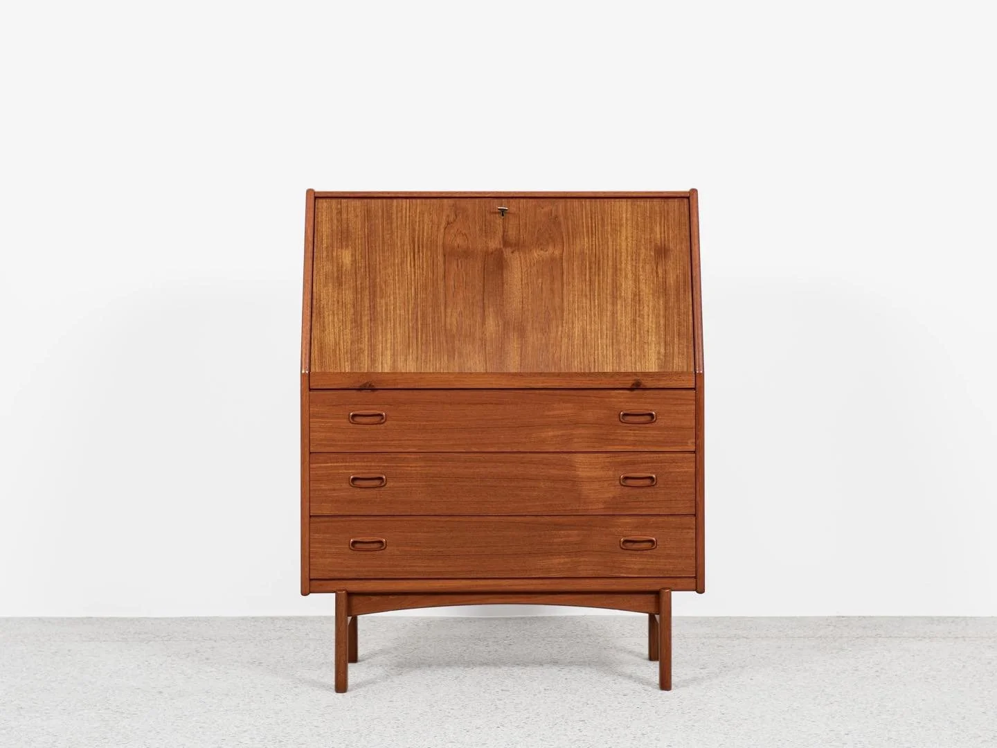 Midcentury Danish secretaire in teak by Bernhard Pedersen &amp; S&oslash;n 1960

This secretaire is in teak and in very good condition due to the renown M&oslash;belfabrik workshop with over 35 years of experience with wood treatments.

Contact us fo