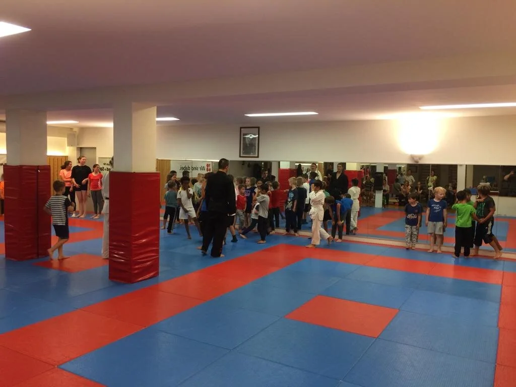      Ferienpass beim BC March