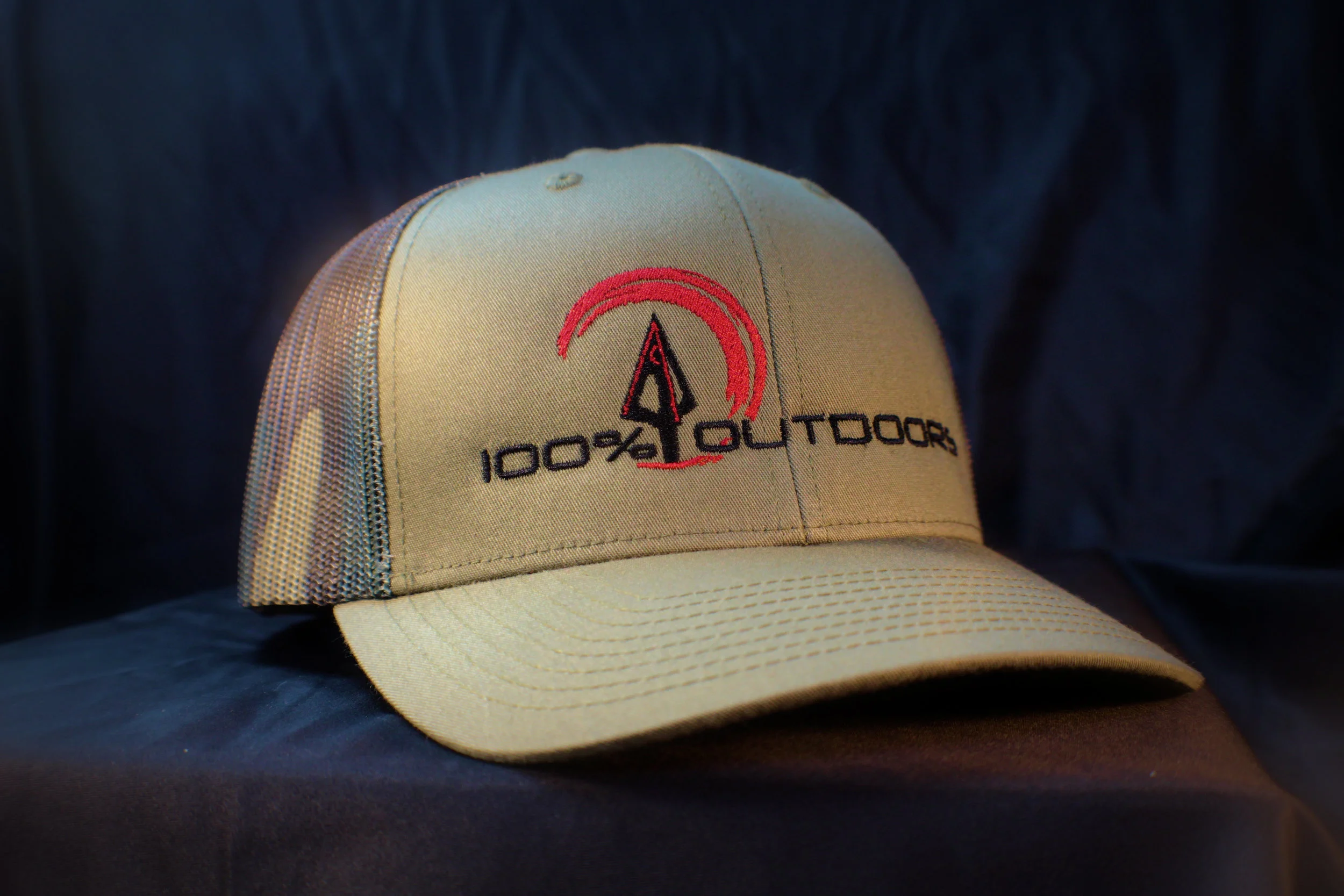 100% Outdoors: Tan /Camo Hat
