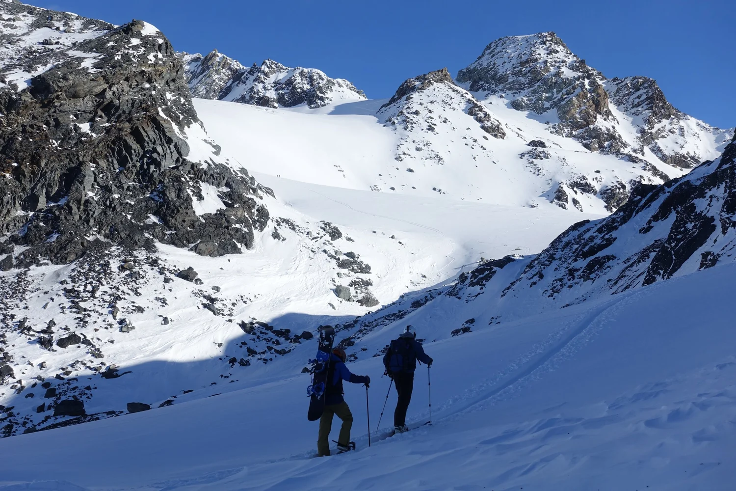 The devil’s own backcountry - Splitboarding in Val Thorens, Europe’s ...
