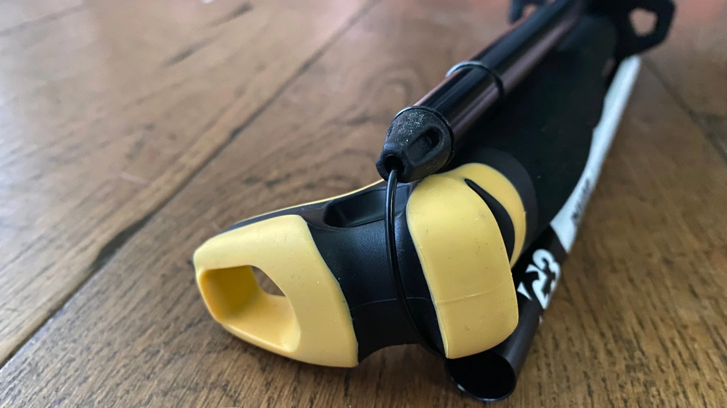 G3 Pivot Poles — Backdrop Journal