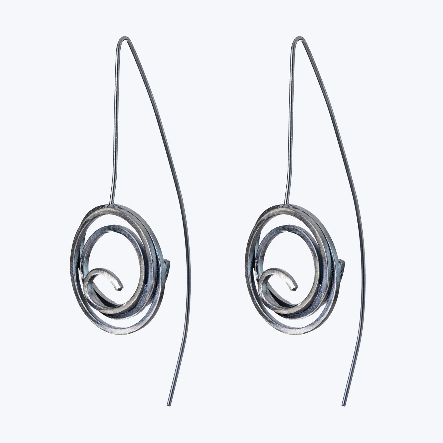 Oxidized silver wire hollow circle wave handmade earrings