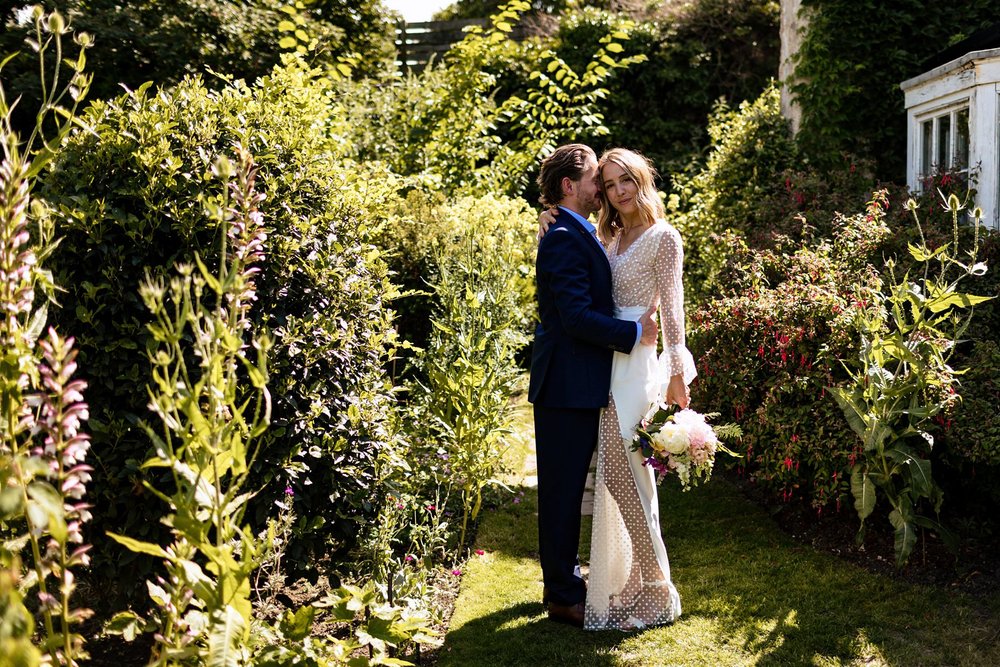 the-secret-garden-brighton-wedding-photography_0026.jpg