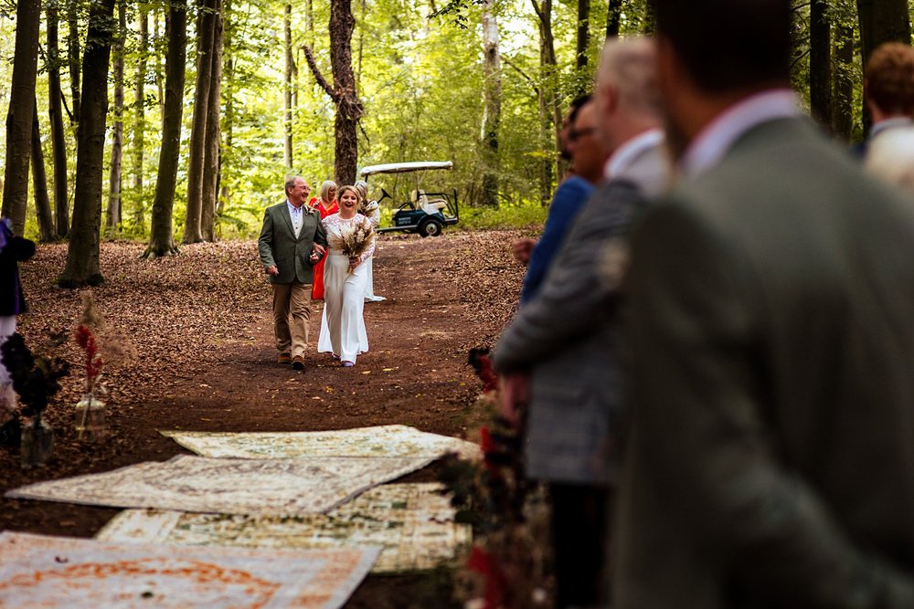 evenley-wood-garden-wedding-in-the-woods_0021.jpg