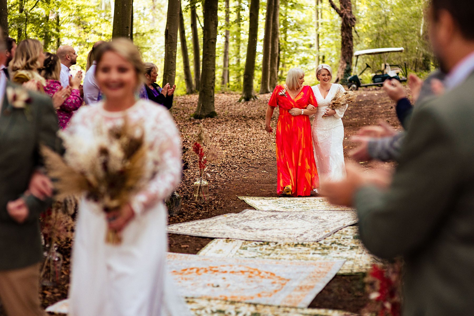 evenley-wood-garden-wedding-in-the-woods_0022.jpg