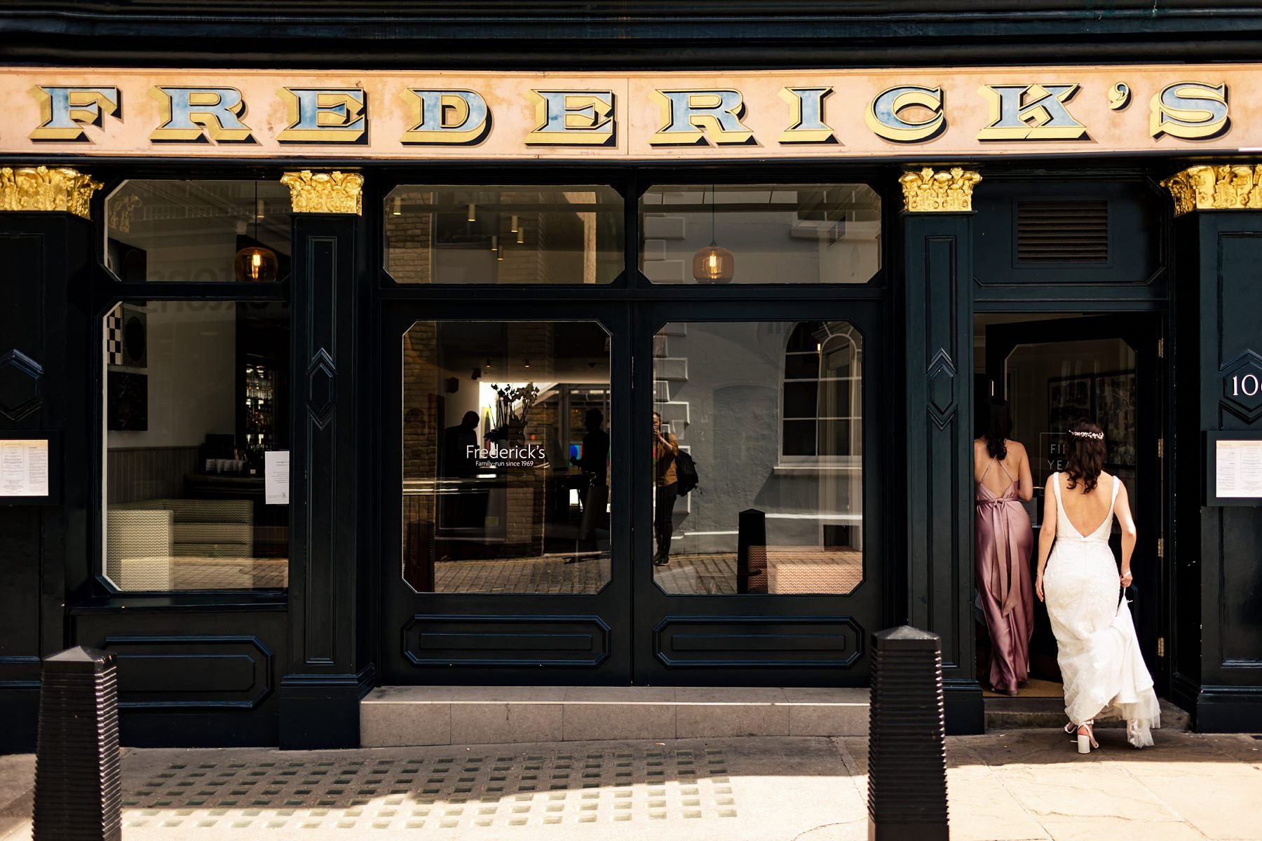 cool-wedding-fredericks-camden-london_0010.jpg