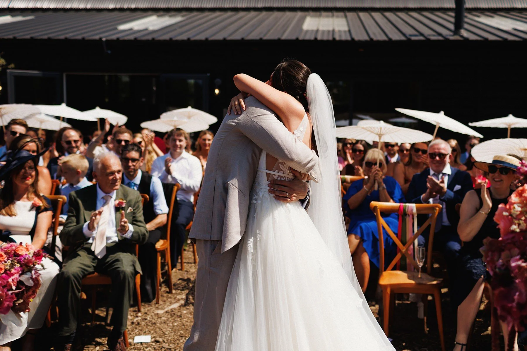 Bottle-and-glass-inn-wedding-photography_0014.jpg