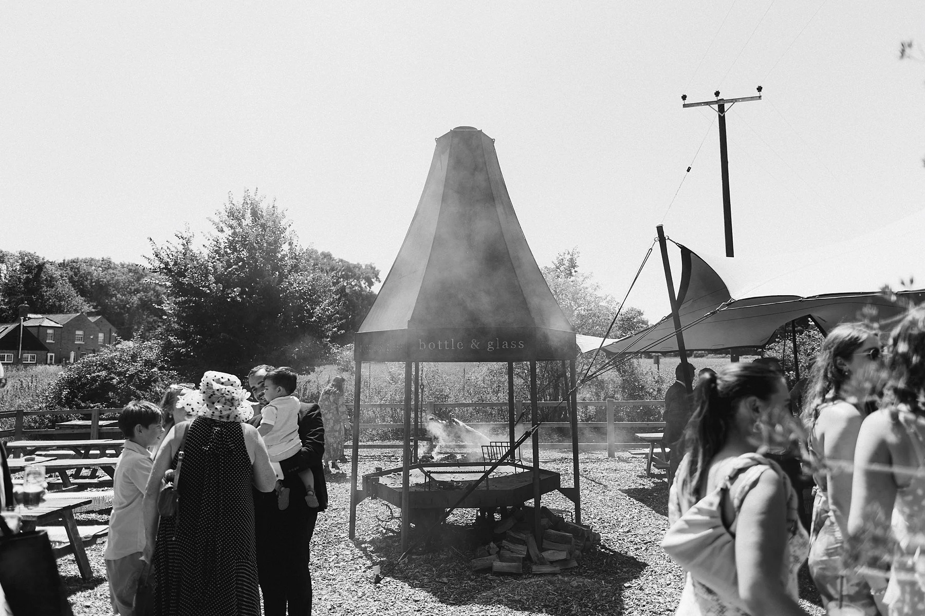 Bottle-and-glass-inn-wedding-photography_0024.jpg