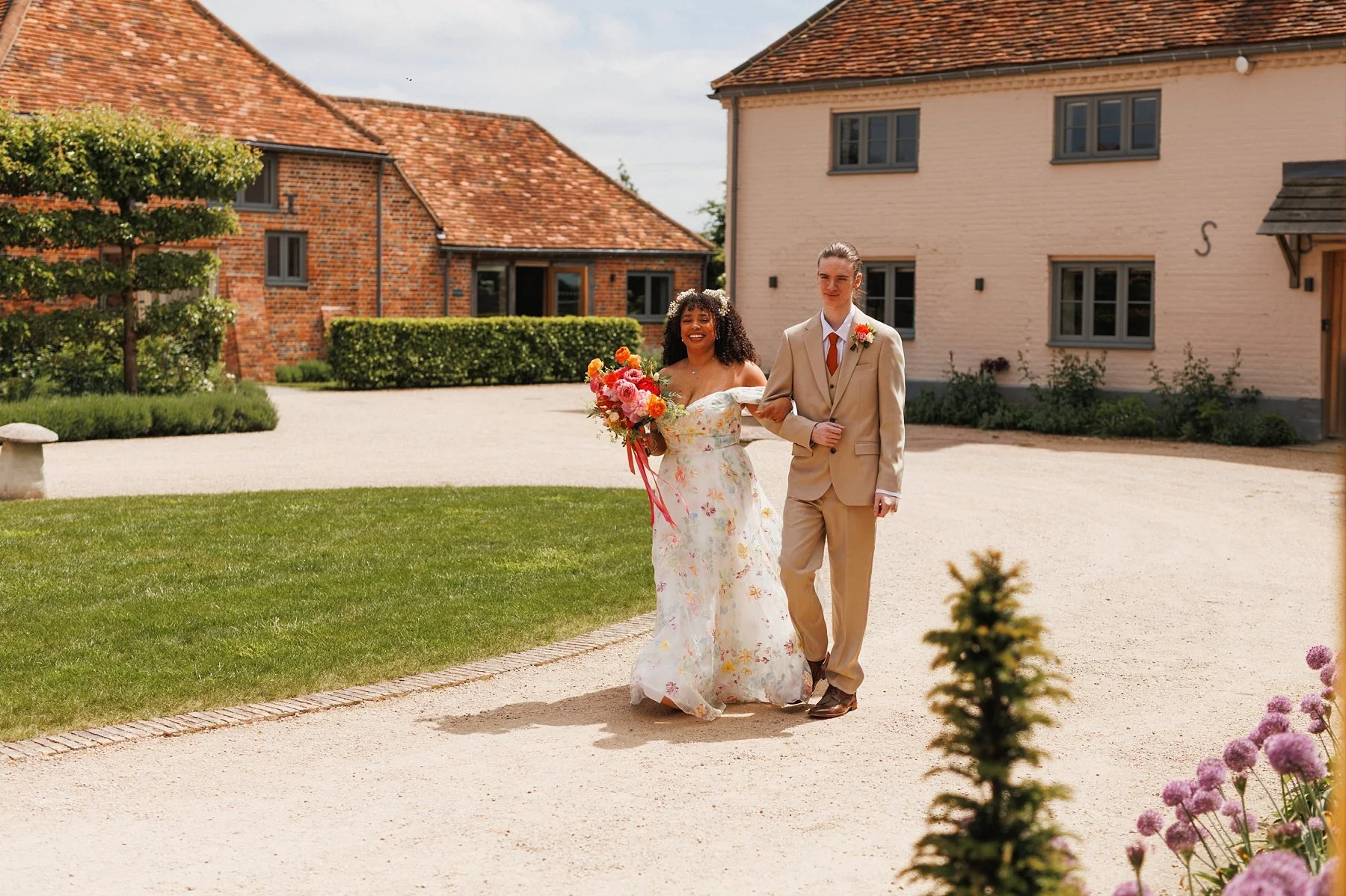 rackleys-chiltern-hills-documentary-wedding-photos_0010.jpg