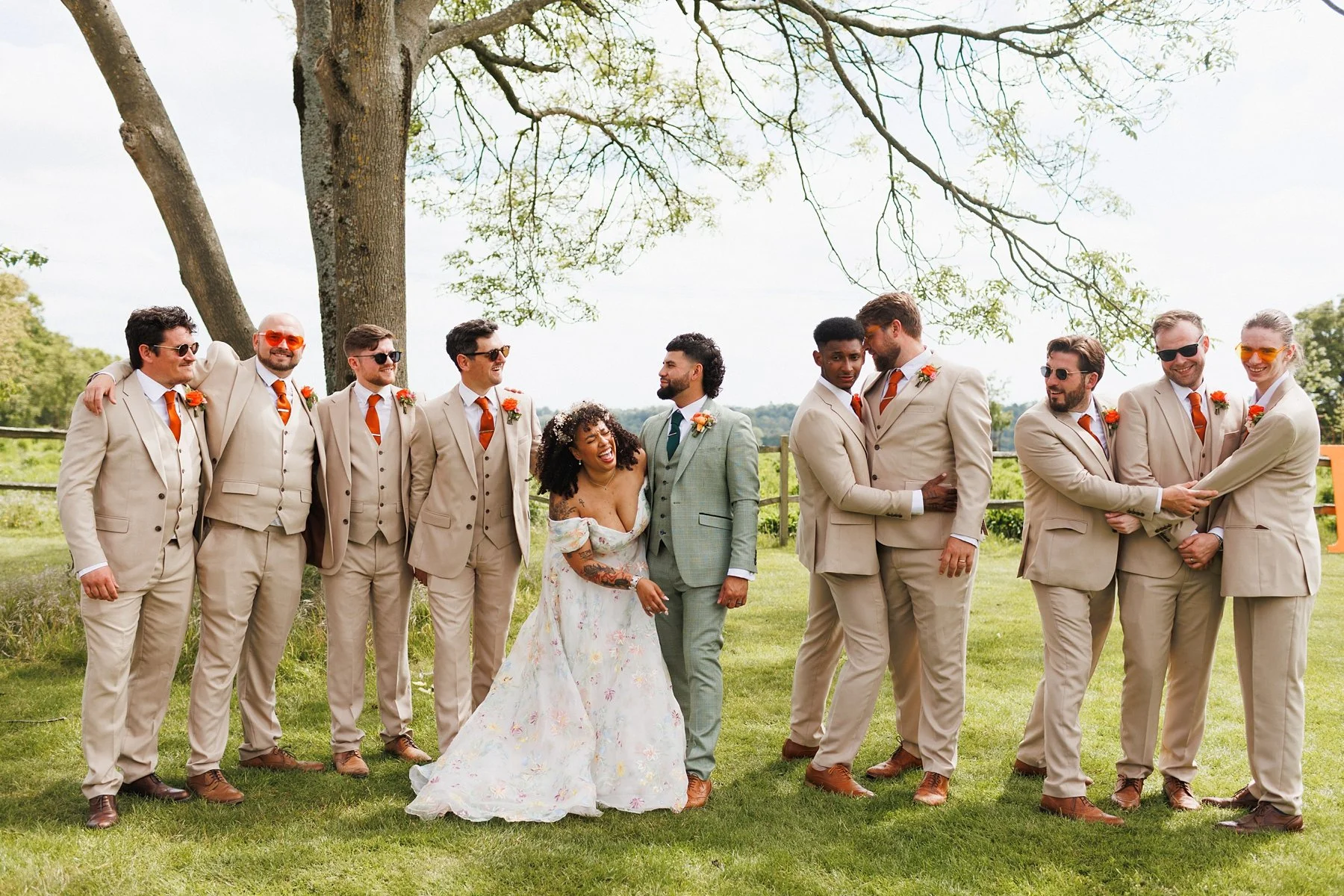 rackleys-chiltern-hills-wedding-bridal-party-photos_0022.jpg