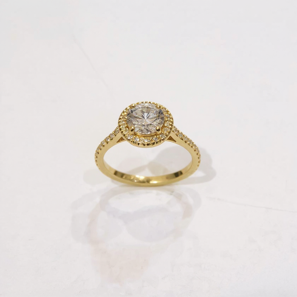 Make the gold ring shinier, the diamonds more brilliant, replace the background with a bright one, and remove the glue spots.png